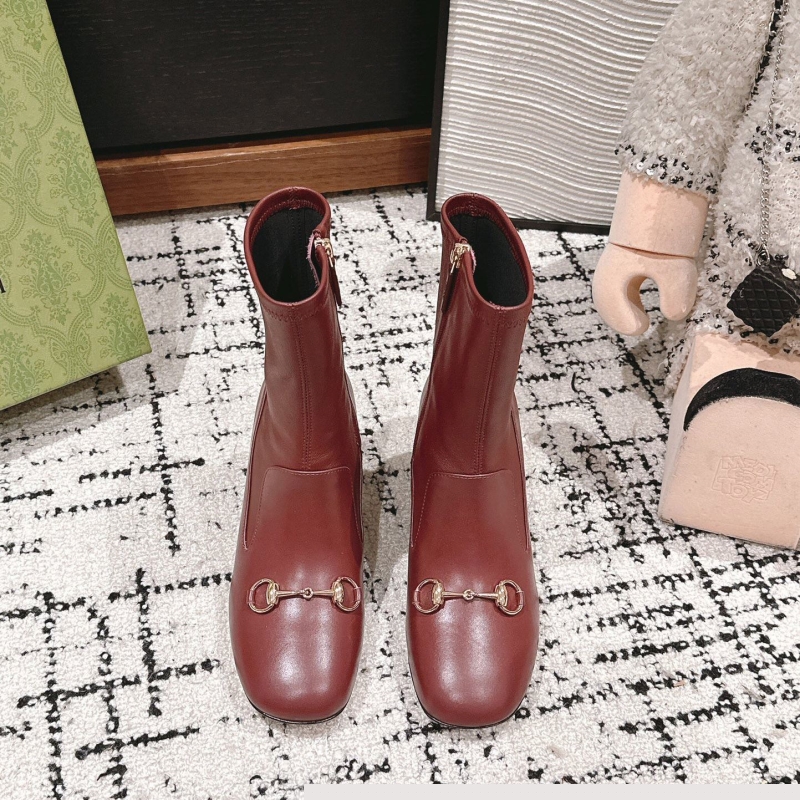 G*u*i boots